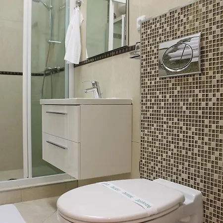 Apartment Leo Pressburg